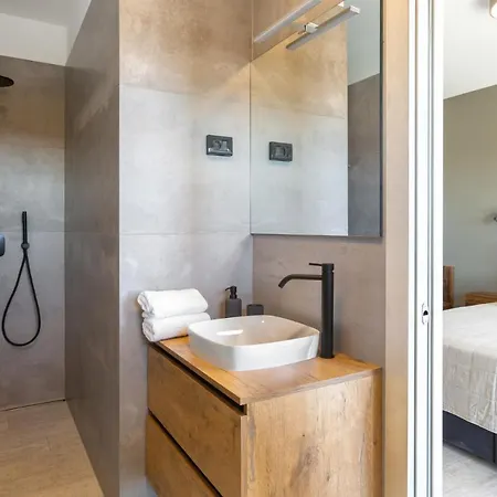 Suenos - New & Modern - 2023