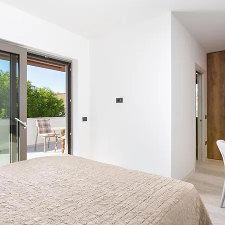 Suenos - New & Modern - 2023 Villa