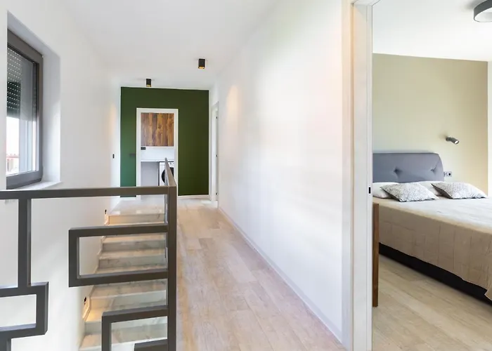 Suenos - New & Modern - 2023 * Medulin