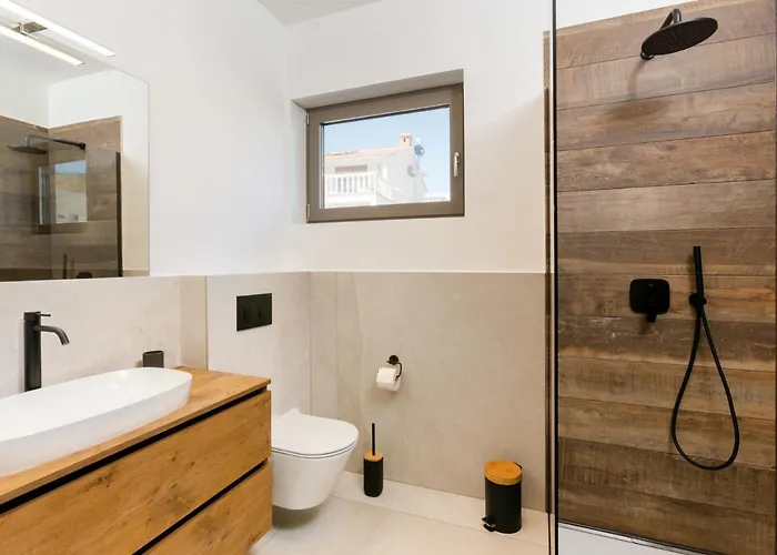 Suenos - New & Modern - 2023 Vila Medulin