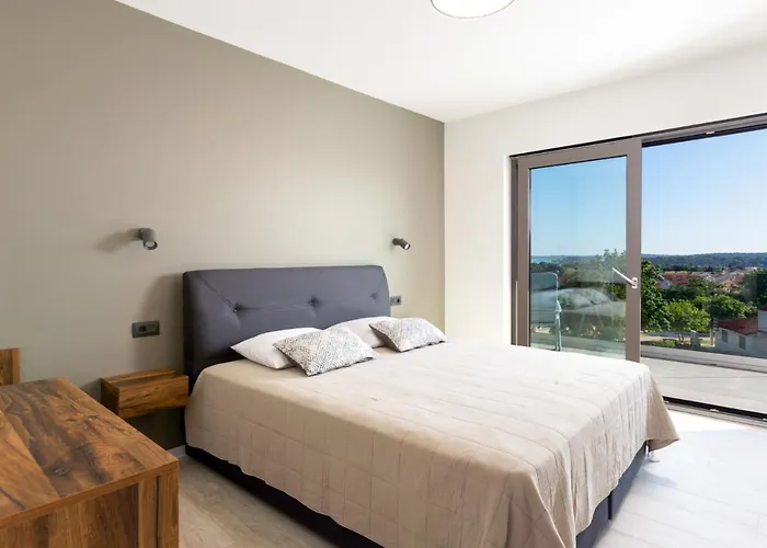 Suenos - New & Modern - 2023 Vila