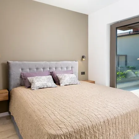 Villa Suenos - New & Modern - 2023 *